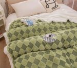 Patura Cocolino cu Blanita 200x230 Verde Patura Cocolino cu Blanita 200x230 Verde - imagine 1