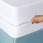 Husa impermeabila saltea 180x200 cm cu fermoar, anti plosnite Husa impermeabila saltea 180x200 cm cu fermoar, anti plosnite