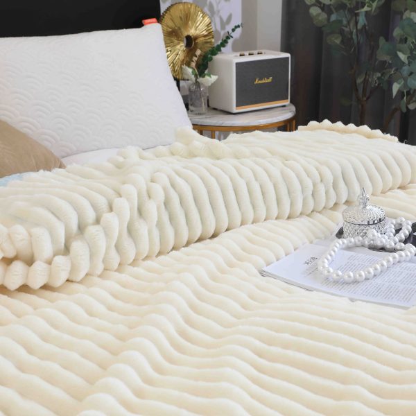 Patura Cocolino Groasa 200x230 Alb Crem - imagine 2