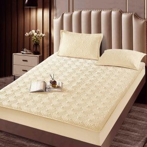 Husă Pat cu Elastic 180x200 cm tip Topper + 2 Fețe de Pernă 50x70 cm - imagine 1