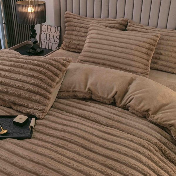 Lenjerie Pat Dublu cu Elastic Cocolino Pufoasa 4 Piese Stripes