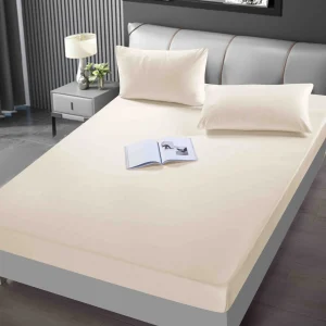 Husa cu elastic Catifea 180×200 cm + 2 Fete de perna Crem